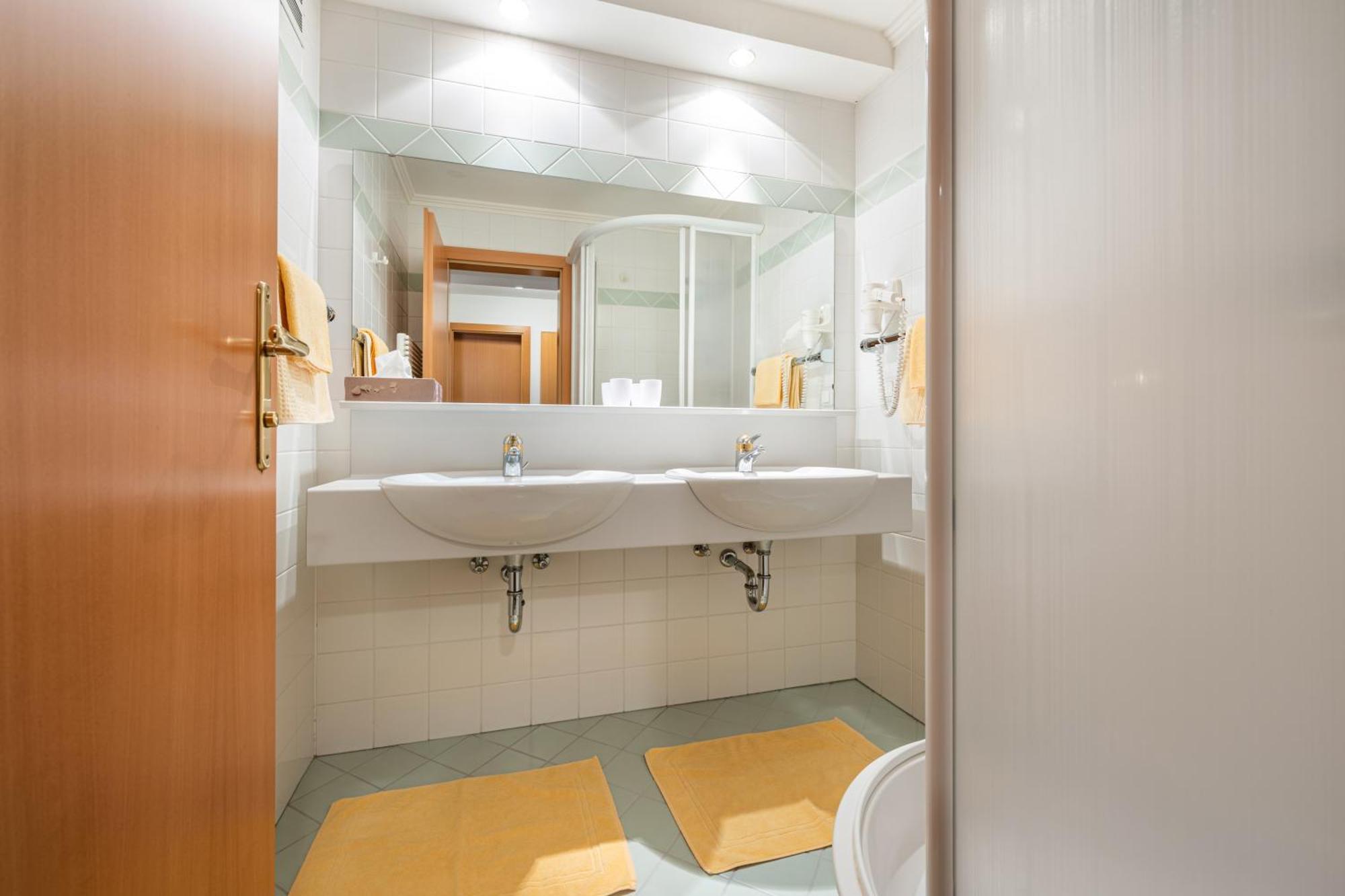 Apparthotel Zirbenhof Obertauern Room photo